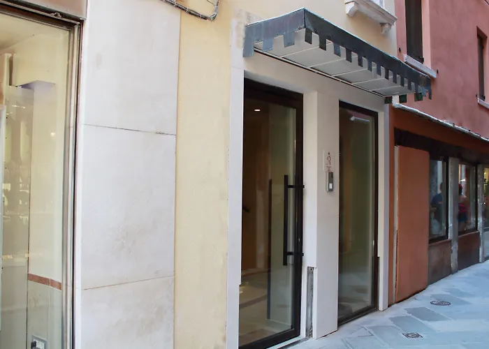 Rosa SalvaHotel Venise